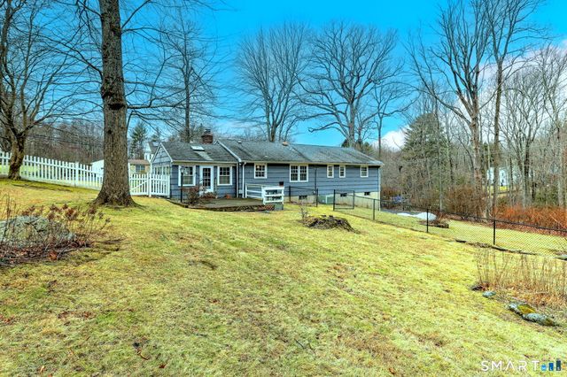 15 North Street, Shelton, CT 06484