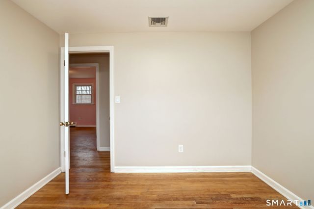 15 North Street, Shelton, CT 06484