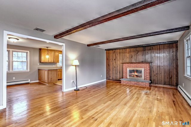 15 North Street, Shelton, CT 06484