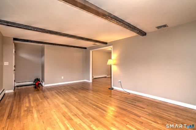 15 North Street, Shelton, CT 06484