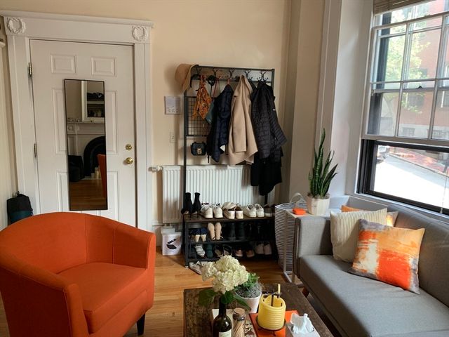 105 Pinckney St 2, Boston, MA 02114