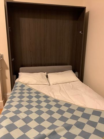 105 Pinckney St 2, Boston, MA 02114