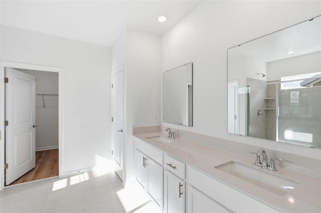 694 PERONI AVENUE, Debary, FL 32713