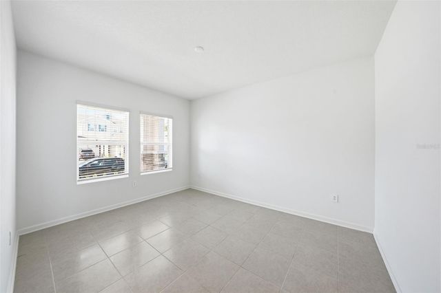 694 PERONI AVENUE, Debary, FL 32713