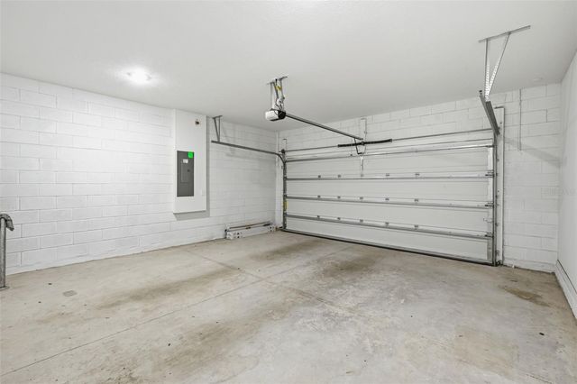 694 PERONI AVENUE, Debary, FL 32713