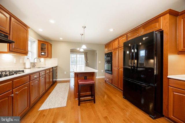 16 CORMORANT DR, Bechtelsville, PA 19505