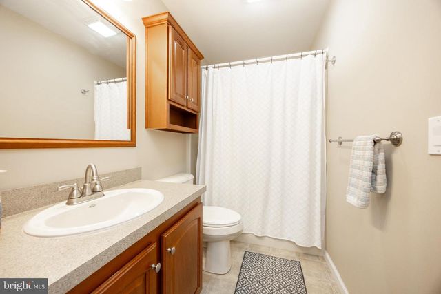 16 CORMORANT DR, Bechtelsville, PA 19505