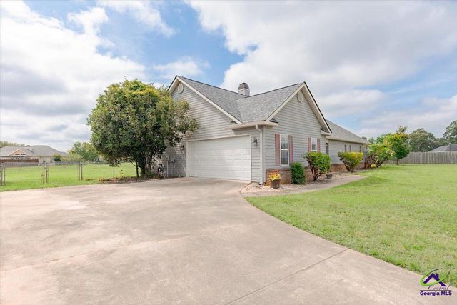 102 Alamo Court, Warner Robins, GA 31088
