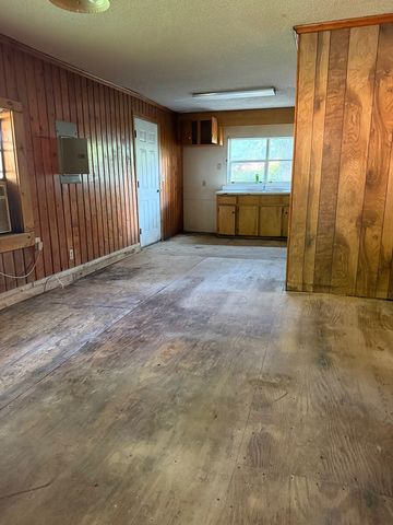 711 Vassar Street, Dothan, AL 36301
