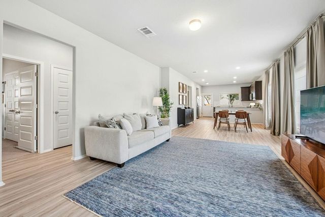 11 Bent Trail LN, Georgetown, TX 78628