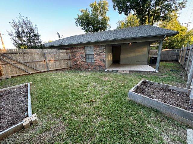 11919 Averett Court, Fort Worth, TX 76008