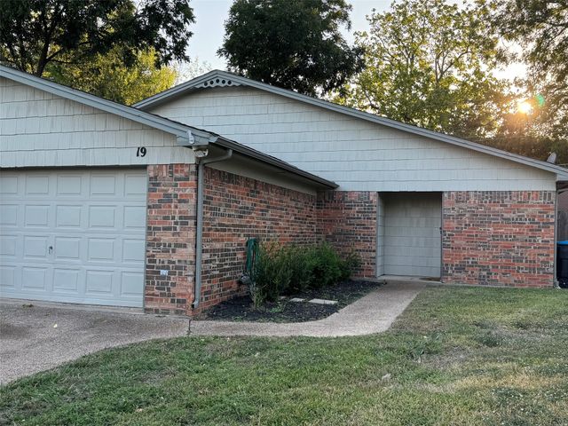 11919 Averett Court, Fort Worth, TX 76008