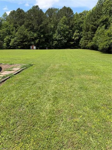 19 Wiggins LN, Gates, NC 27937