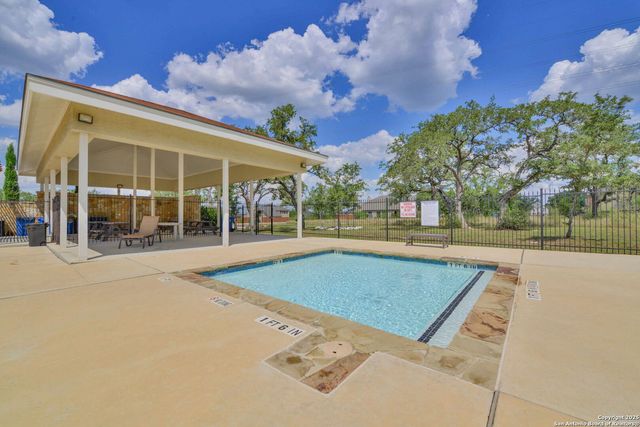 5632 Carriage Falls, San Antonio, TX 78261