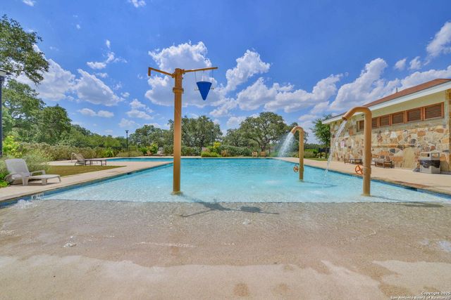 5632 Carriage Falls, San Antonio, TX 78261