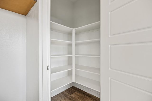 5783 W Laguna Avenue, Fresno, CA 93722