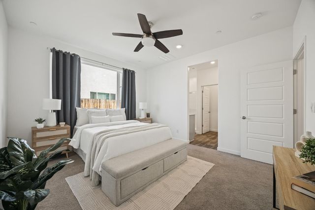 5783 W Laguna Avenue, Fresno, CA 93722