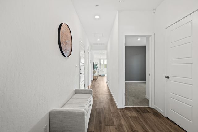 5783 W Laguna Avenue, Fresno, CA 93722