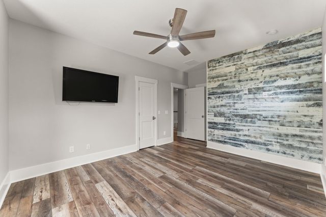 26111 Upper Beacon Place, Montgomery, TX 77316