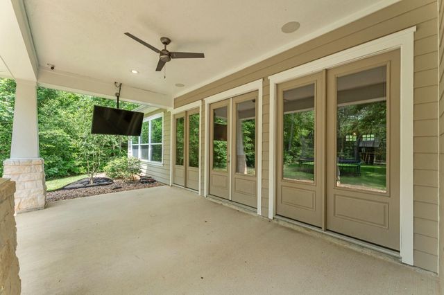 26111 Upper Beacon Place, Montgomery, TX 77316