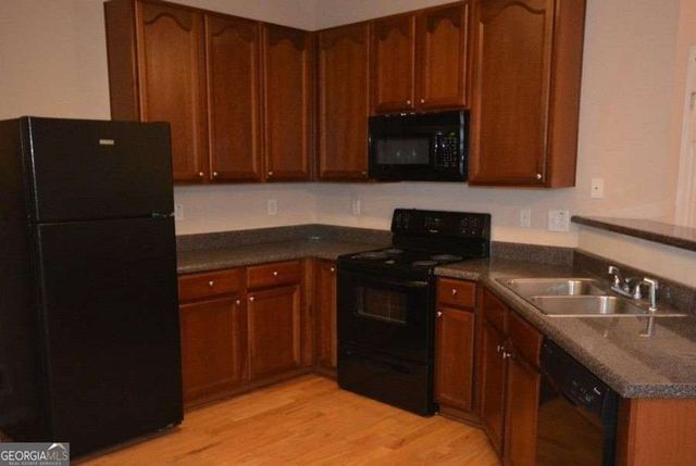 142 Brookview Drive, Riverdale, GA 30274