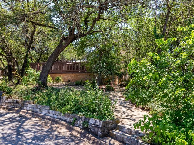 1706 Graywood CV, Austin, TX 78704