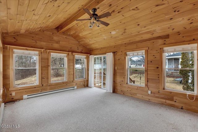 25 Sunset Avenue, Fort Ann, NY 12827