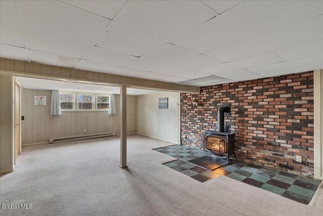 25 Sunset Avenue, Fort Ann, NY 12827