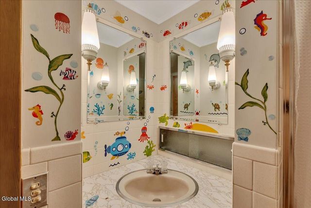 25 Sunset Avenue, Fort Ann, NY 12827