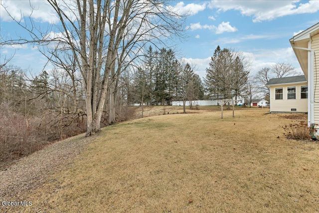 25 Sunset Avenue, Fort Ann, NY 12827