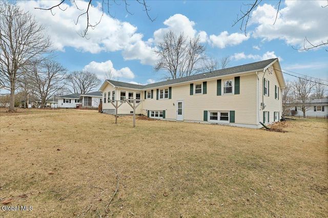 25 Sunset Avenue, Fort Ann, NY 12827