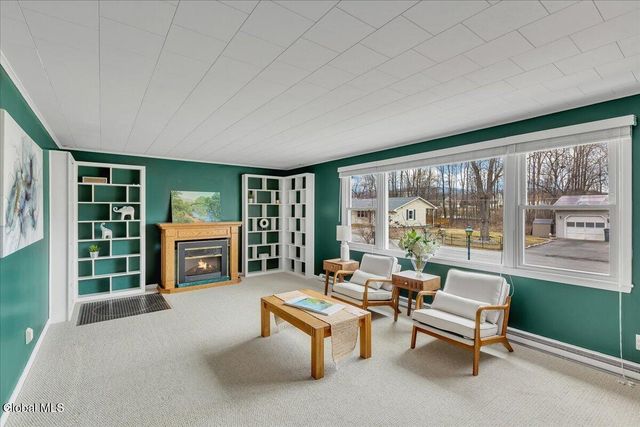 25 Sunset Avenue, Fort Ann, NY 12827