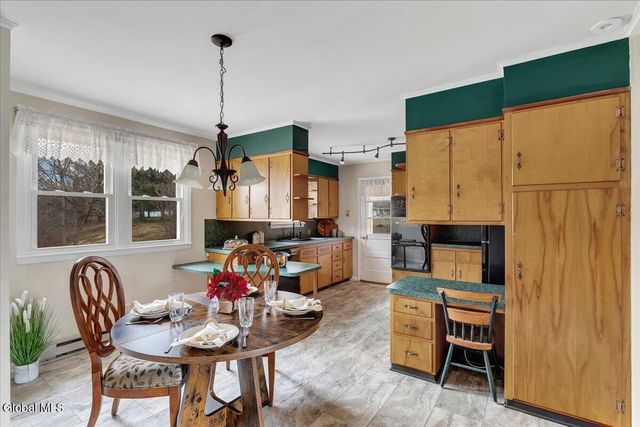 25 Sunset Avenue, Fort Ann, NY 12827