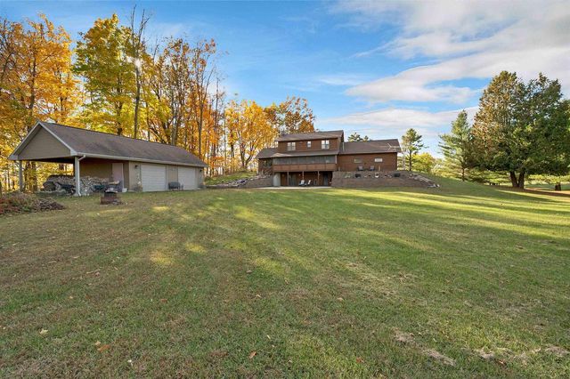 3204 HWY C, Oconto Falls, WI 54154