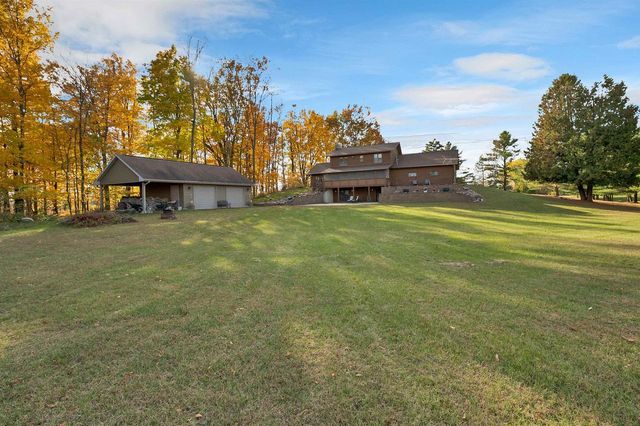 3204 HWY C, Oconto Falls, WI 54154