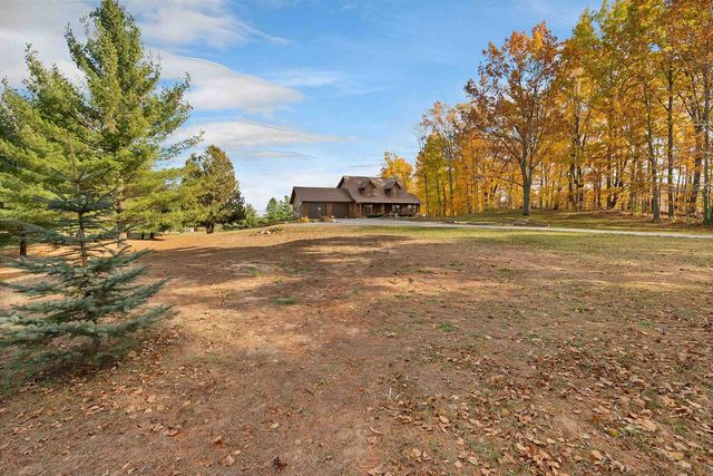 3204 HWY C, Oconto Falls, WI 54154