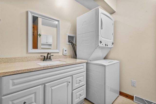 3204 HWY C, Oconto Falls, WI 54154