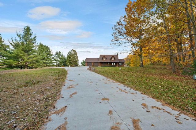 3204 HWY C, Oconto Falls, WI 54154