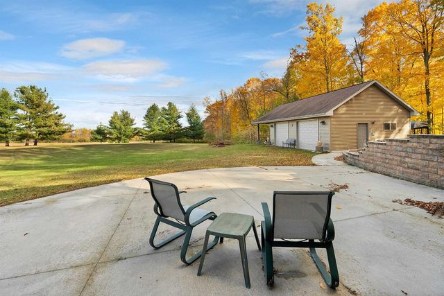 3204 HWY C, Oconto Falls, WI 54154