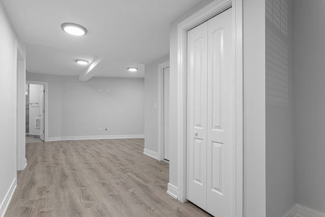 1062 W Glenlake Avenue GW, Chicago, IL 60660