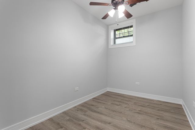 1062 W Glenlake Avenue GW, Chicago, IL 60660