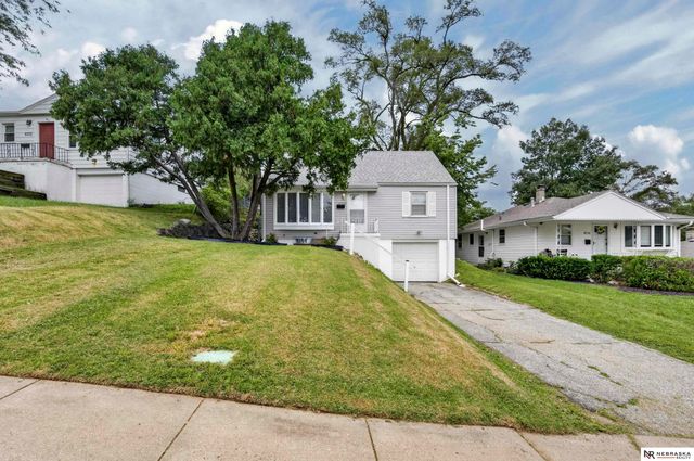 4210 N 65th Avenue, Omaha, NE 68104