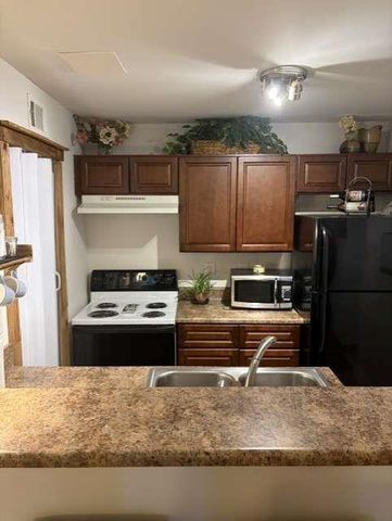 416 Granville Court, Sandy Springs, GA 30328