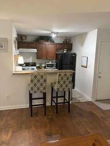 416 Granville Court, Sandy Springs, GA 30328