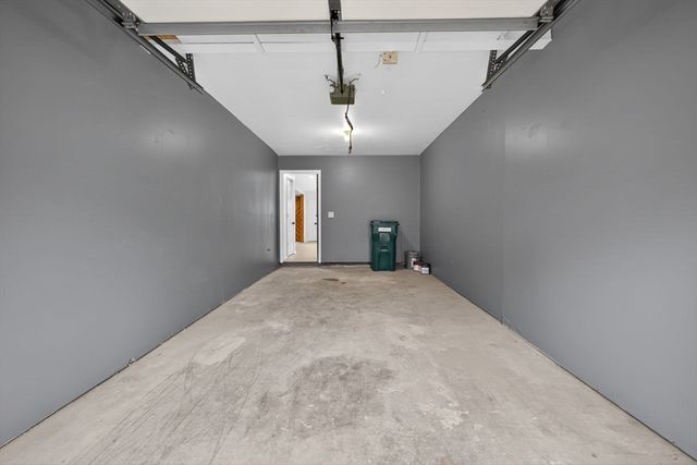 60 Laurelwood 32-3, Stoughton, MA 02072