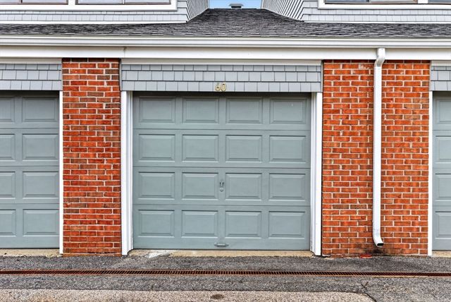 60 Laurelwood 32-3, Stoughton, MA 02072