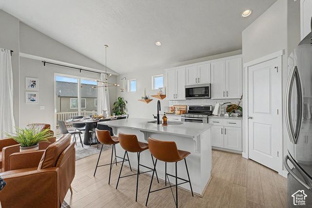 3344 S TIGER HERON DR, Saratoga Springs, UT 84045
