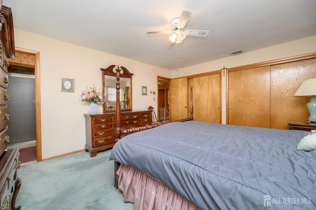 69 Stanford Avenue, Colonia, NJ 07067