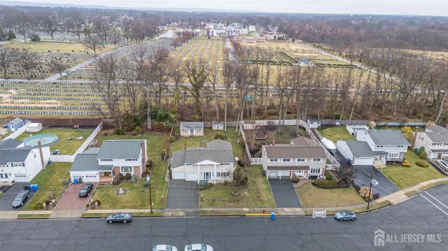 69 Stanford Avenue, Colonia, NJ 07067