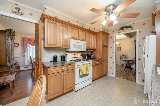 69 Stanford Avenue, Colonia, NJ 07067